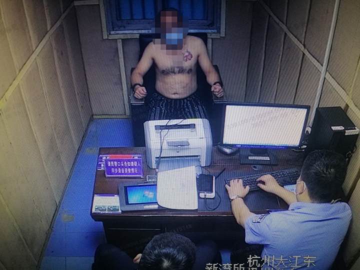 简直是噩梦！凌晨1点，杭州一电梯里，赤膊纹身醉汉猥亵女邻居
