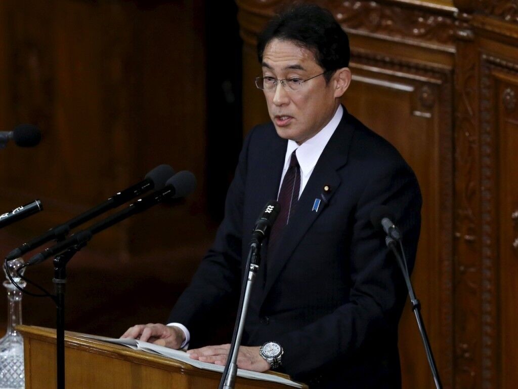 菅义伟下台真相了，日本选内阁总理，安倍幕后操纵？2个信号特殊