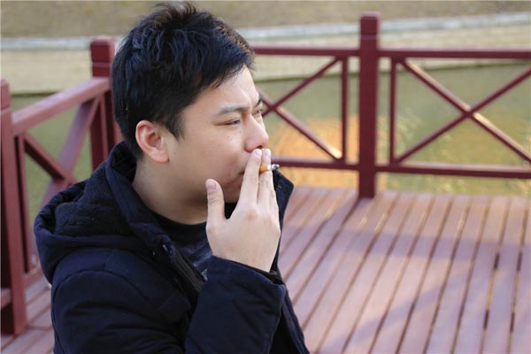 受千万国人追捧的“戒烟神器”，在香港却被禁止，这是为什么？