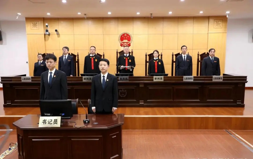 江歌母亲诉刘鑫案一审判决:刘鑫被判赔偿江歌母亲69.6万