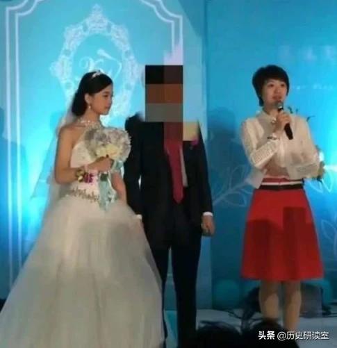 王冰冰遭人肉曝光隐私,病态追星触及法律底线